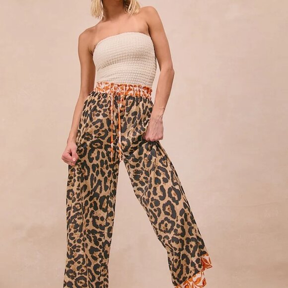 BiBi Leopard Print With Contrast Banded Wide Pants - Picture 8 of 11